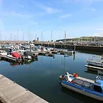 Harbourside - 1 Bedroom - Sleeps 2 *