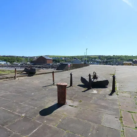 Harbourside - 1 Bedroom - Sleeps 2 Apartment