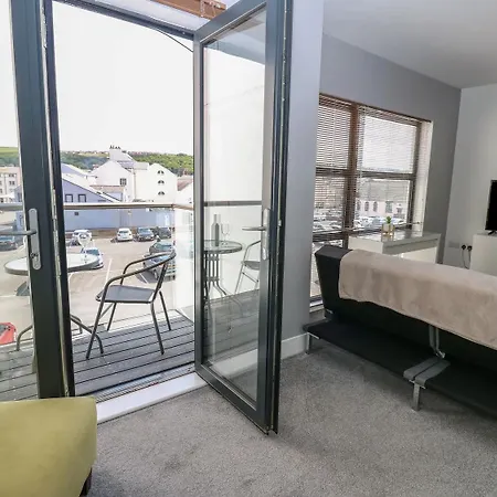 Apartment Harbourside - 1 Bedroom - Sleeps 2 *