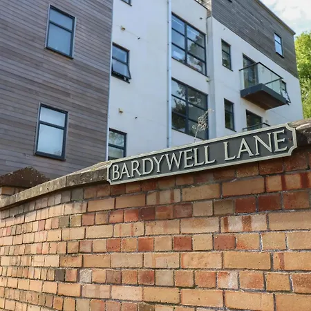 Harbourside - 1 Bedroom - Sleeps 2 *